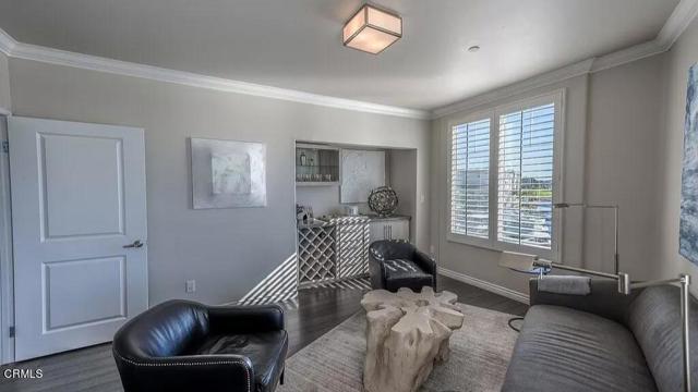 4346 Tradewinds Drive, Oxnard CA: https://media.crmls.org/mediaz/33a2f403-e46d-4cda-b477-7464b8450015.jpg