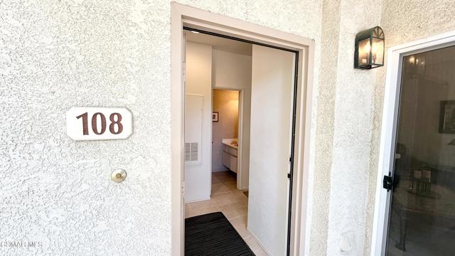 5824 Oak Bend Lane, Oak Park CA: https://media.crmls.org/mediaz/33a3d71b-0545-4b76-9fb4-f16f679336ed.jpg