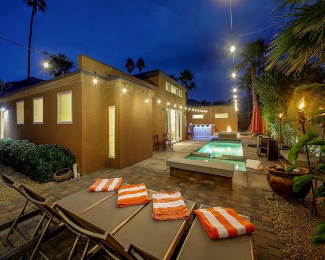 52883 Eisenhower Drive, La Quinta CA: https://media.crmls.org/mediaz/33a4b3af-f2fb-417f-a86a-0936ddfc70bd.jpg