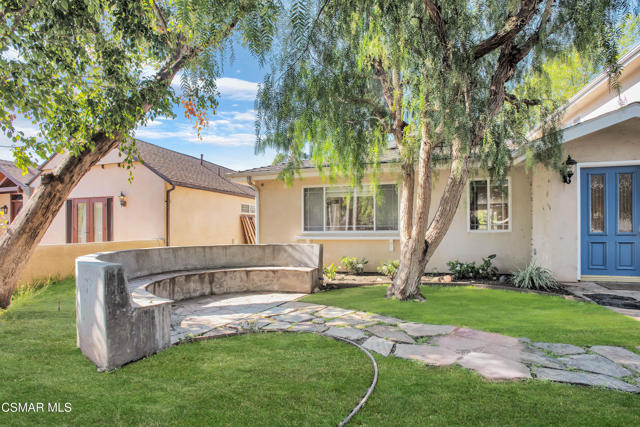 4539 Mammoth Avenue, Sherman Oaks CA: https://media.crmls.org/mediaz/33a4e5cc-5779-40d6-b494-906a163511be.jpg