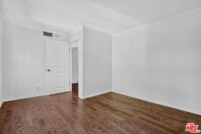 6609 Whitley Terrace photo 39