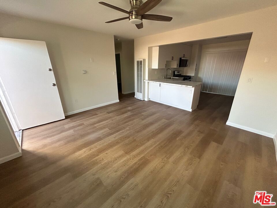 1/2 S Osage Avenue