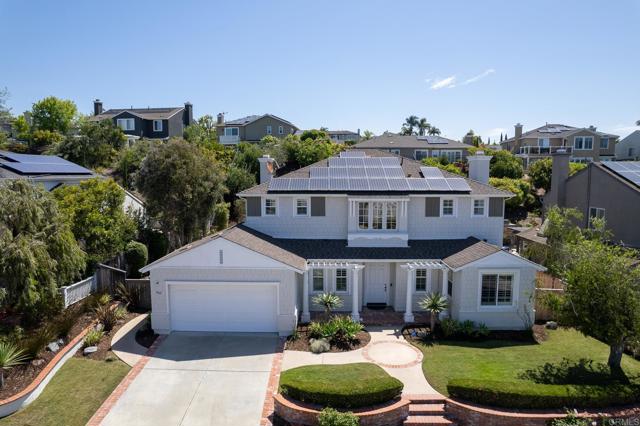7866 Calle Oliva, Carlsbad CA: https://media.crmls.org/mediaz/33a68c4c-0051-4cd5-a018-76ef854cc416.jpg