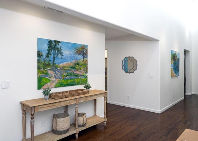 573 Meadow Road, Aptos CA: https://media.crmls.org/mediaz/33a6f650-2c17-4cde-ad01-0225948f963e.jpg