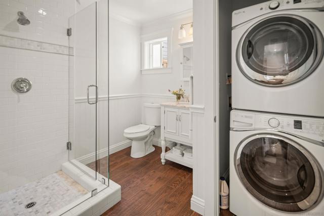 950 Olive Ave, Coronado CA: https://media.crmls.org/mediaz/33a73c0a-244a-42d0-9100-8784421c5cbe.jpg