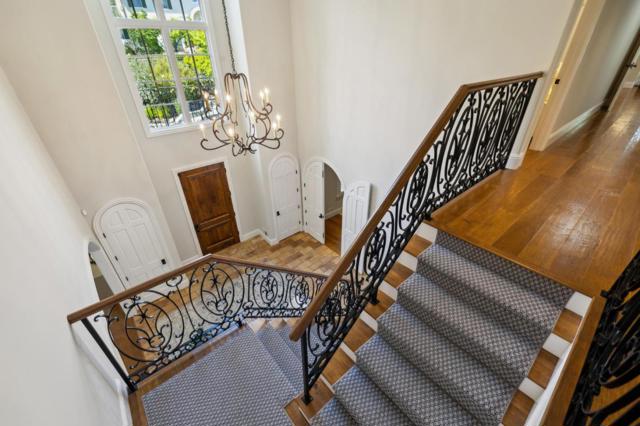 125 Stonepine Road, Hillsborough CA: https://media.crmls.org/mediaz/33aa106f-38a1-405d-9204-8f81593dfcd0.jpg