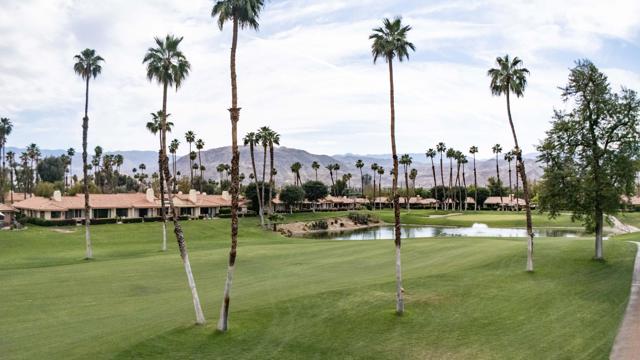 177 Las Lomas, Palm Desert CA: https://media.crmls.org/mediaz/33aa4914-d2eb-4122-bc13-1dcd6e64322c.jpg
