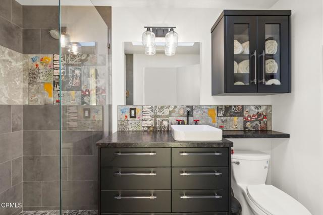 1417 Foothill Road, Ojai CA: https://media.crmls.org/mediaz/33ab384d-e12b-4a95-a856-6c40661e2d69.jpg