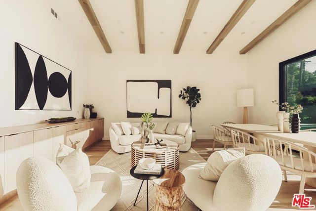 5725 Katherine Avenue, Sherman Oaks CA: https://media.crmls.org/mediaz/33abb442-260f-4de8-a5b0-3a28f2e727ae.jpg
