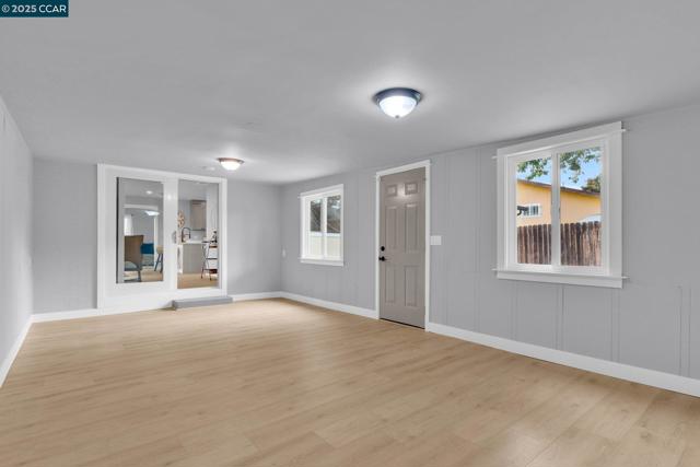 206 Princeton Ave, Vallejo CA: https://media.crmls.org/mediaz/33ad2713-6ab6-4386-8beb-e8470bf7ec95.jpg