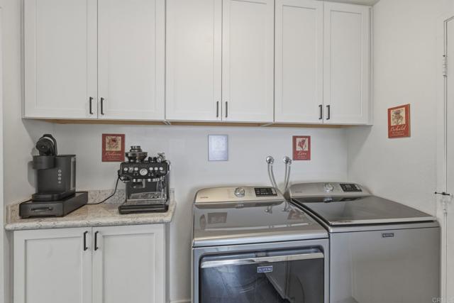 Detail Gallery Image 19 of 39 For 3176 Isabella Dr, Oceanside,  CA 92056 - 2 Beds | 2 Baths