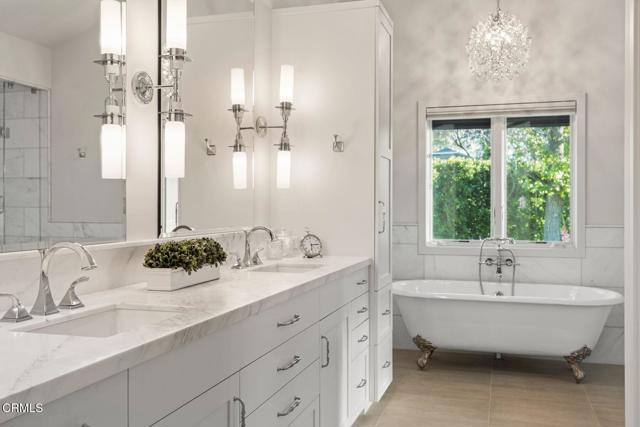 Detail Gallery Image 5 of 50 For 10929 Encino Dr, Oak View,  CA 93022 - 3 Beds | 3/1 Baths