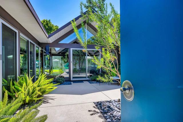 17148 Lisette Street, Granada Hills CA: https://media.crmls.org/mediaz/33b0955b-341b-4222-a390-b74824ffaeea.jpg