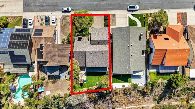 12661 Cijon st, San Diego CA: https://media.crmls.org/mediaz/33b22665-dd81-484f-99a4-cbad6ac46184.jpg
