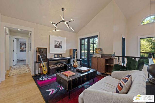 25575 Big Pine Street, Idyllwild CA: https://media.crmls.org/mediaz/33b22b3a-ca9b-4257-84d6-dd87628ceb55.jpg