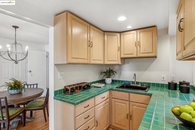 1675 Visalia Ave, Berkeley CA: https://media.crmls.org/mediaz/33b3a877-29a4-4d18-8ea4-8b6e205fc6fc.jpg