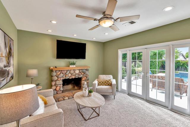Image 6 of 35 For 988 Woodgrove Lane