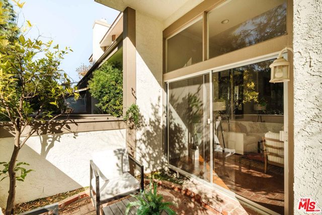 Drew Fenton | 17158 Palisades Circle Pacific Palisades CA | MLS: 7434389 Drew Fenton | 17158 Palisades Circle Pacific Palisades CA | MLS: 7434389