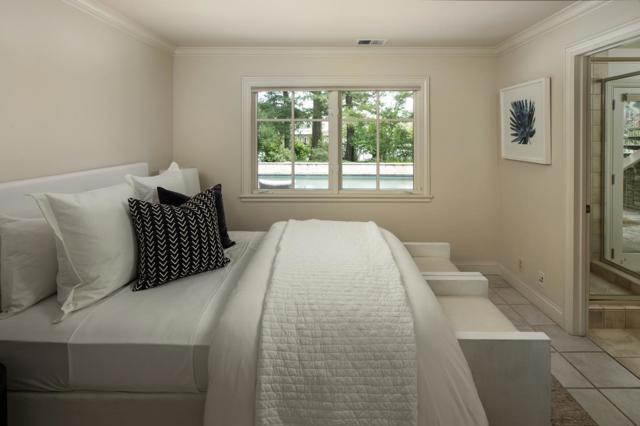 13456 Mandoli Drive, Los Altos Hills CA: https://media.crmls.org/mediaz/33b48461-03e5-410a-a693-449d15bd9f97.jpg