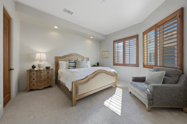 51461 Marbella Court, La Quinta CA: https://media.crmls.org/mediaz/33b4ca8a-ea67-4beb-8abc-327450a59a12.jpg