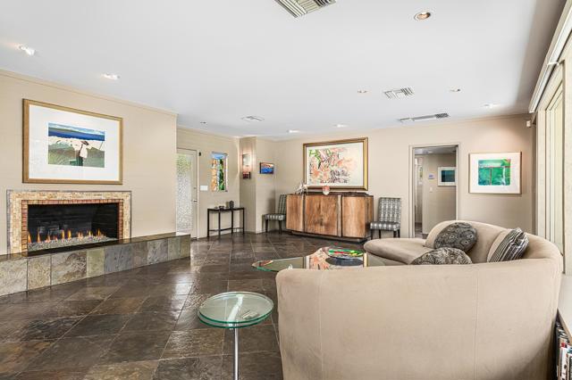 1175 E Cactus Road, Palm Springs CA: https://media.crmls.org/mediaz/33b5096e-08c8-4114-a9be-b6ba997dd0dc.jpg