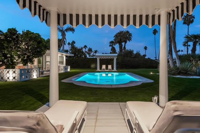 2622 S Calle Palo Fierro, Palm Springs CA: https://media.crmls.org/mediaz/33b50bdf-f6d8-41c1-9e87-de85ae61c43a.jpg