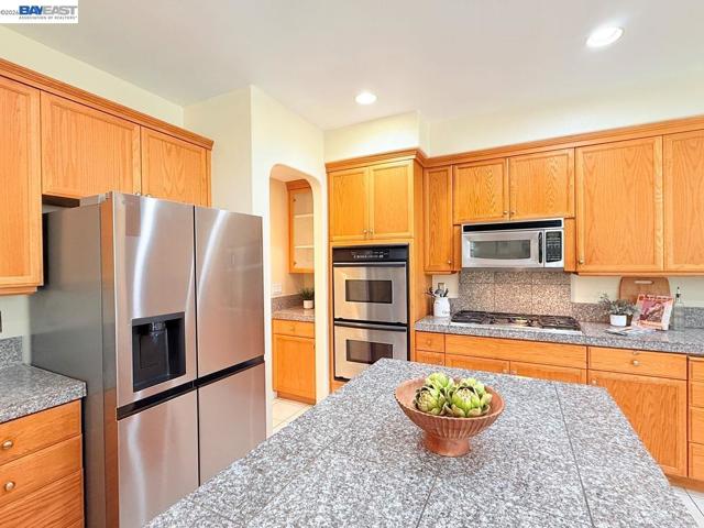 Image 25 of 60 For 3329 Lair Way