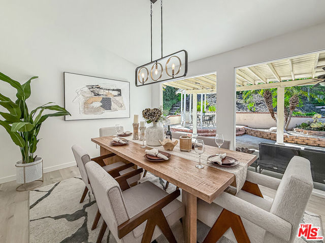 6129 Rod Avenue photo 8