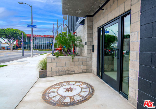 321 S Fickett Street, Los Angeles CA: https://media.crmls.org/mediaz/33b90c6a-f659-4306-8571-efccdb6b5371.jpg