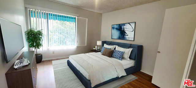 10803 Otsego Street, North Hollywood CA: https://media.crmls.org/mediaz/33b90eaf-1947-4f56-95e9-5208c48f01e4.jpg