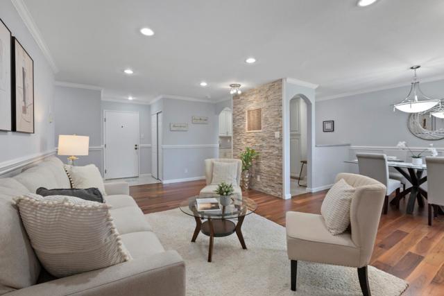 1061 Beach Park Boulevard, Foster City CA: https://media.crmls.org/mediaz/33ba8ac8-6b84-4222-8ae7-8b0e72b488a3.jpg