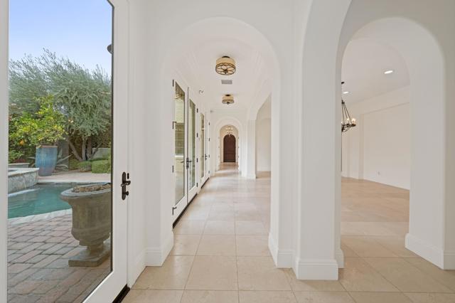75065 Promontory Place, Indian Wells CA: https://media.crmls.org/mediaz/33bac61f-d993-4c41-b861-8f7835c80a72.jpg