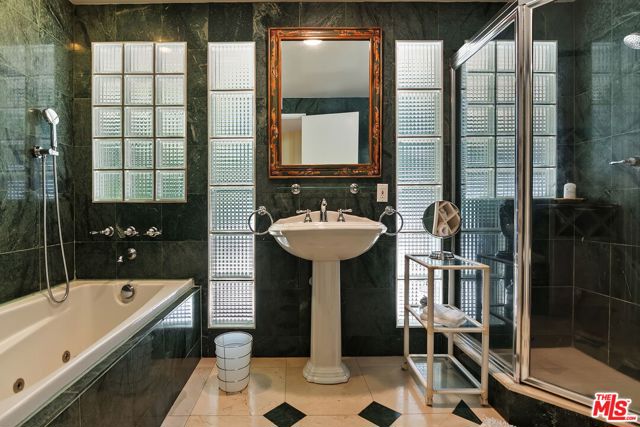 1166 LAS PULGAS Place, Pacific Palisades CA: https://media.crmls.org/mediaz/33bb51f0-2cd8-4552-80bf-09ab74254dbb.jpg