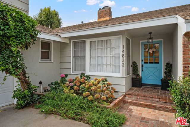 14832 West Sunset Boulevard photo 1