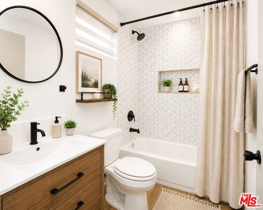 https://media.crmls.org/mediaz/33bc45f7-b0d3-4aa5-b04c-3a8a5334a950.jpg?preset=X-Large