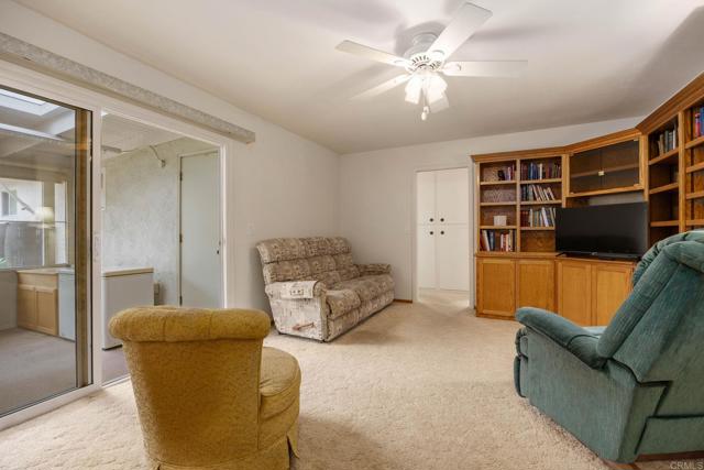 Detail Gallery Image 14 of 42 For 7413 Rowena St, San Diego,  CA 92119 - 5 Beds | 3 Baths