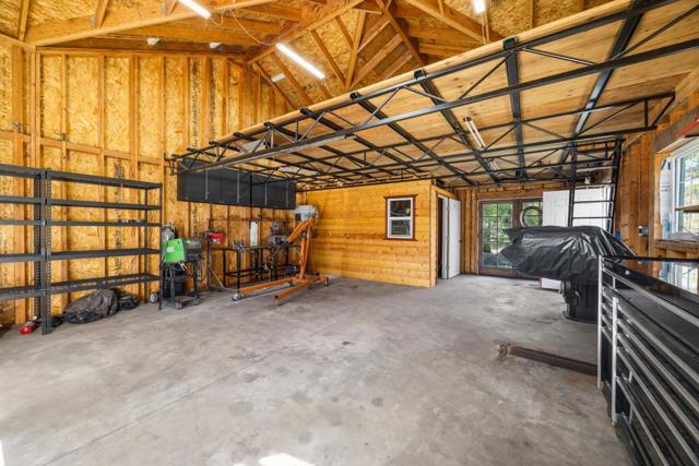 1124 Laurel Street, Santa Cruz CA: https://media.crmls.org/mediaz/33bd472d-3e6f-4041-afe7-275423ac4c1d.jpg