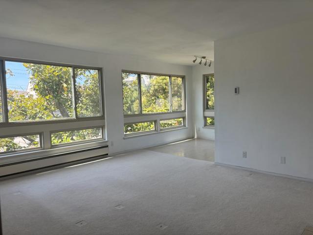 80 El Camino Real, Burlingame CA: https://media.crmls.org/mediaz/33bd5be8-0c06-494f-b74b-b143e05d910d.jpg