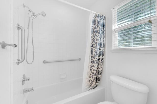 1544 Rosette Way, Gilroy CA: https://media.crmls.org/mediaz/33bd8f88-a1af-4303-ac62-86beecc7345a.jpg