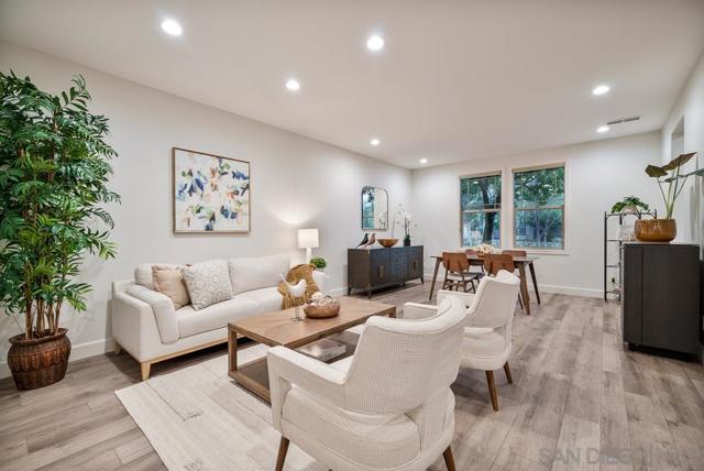 15820 Paseo Del Sur, San Diego CA: https://media.crmls.org/mediaz/33bdbc46-40ab-40c6-8f00-86e54c3c9e1b.jpg