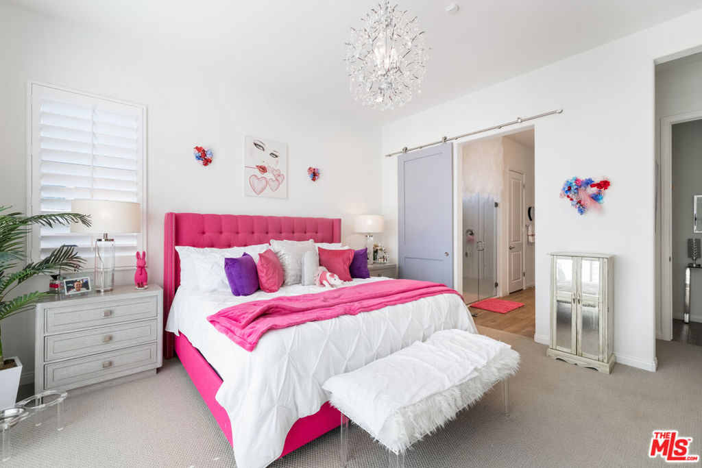 MLS #25615411 image #24