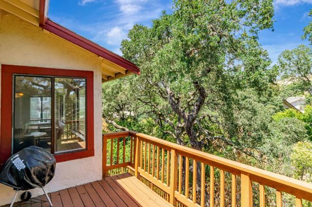 126 Saint Joan Lane, Pleasant Hill CA: https://media.crmls.org/mediaz/33be2881-7b9d-41dd-8a8d-d49e0a0cc893.jpg