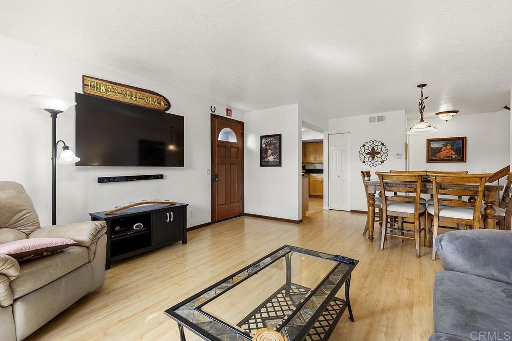 4009 Layang Layang Circle - photo 5