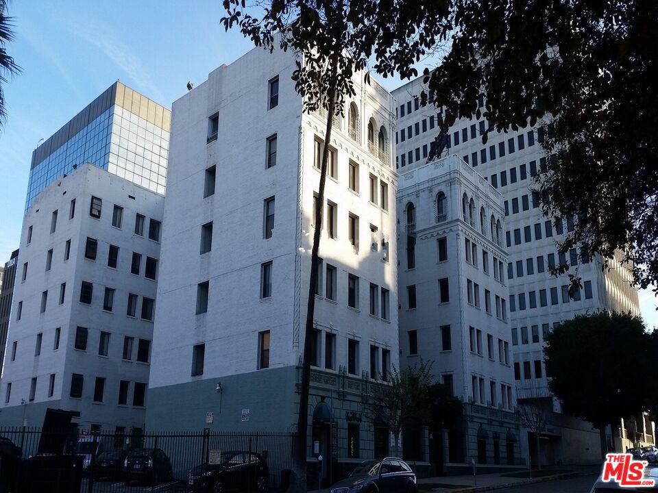 630 S Kenmore Avenue #514