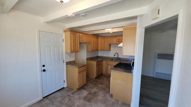 37109 Dondero Way, Fremont CA: https://media.crmls.org/mediaz/33bfdc73-83db-49b3-bfe6-350e608c3e95.jpg