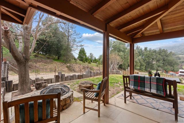 25394 Mesa Grande Rd, Santa Ysabel CA: https://media.crmls.org/mediaz/33c0e2fe-77eb-4378-b511-ee27ca7c3edc.jpg