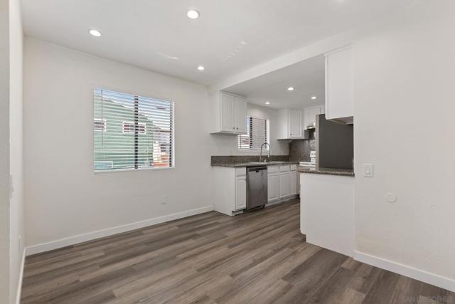 4338 Altadena Ave 101, San Diego CA: https://media.crmls.org/mediaz/33c11bcb-4125-4c35-826b-cc0ae5965c13.jpg