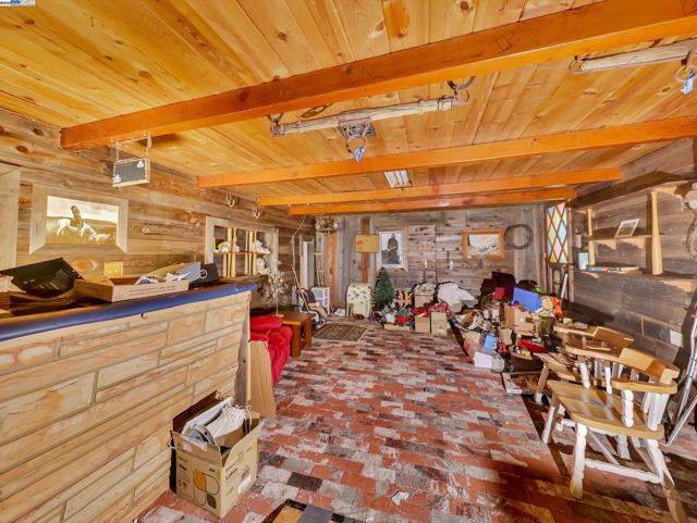 Image 21 of 40 For 4961 Wheeler Dr