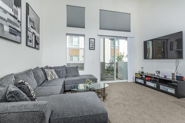 Detail Gallery Image 8 of 43 For 958 Foxwood Ln, Vista,  CA 92081 - 1 Beds | 2 Baths