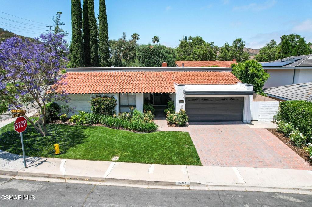 1690 Camberwell Place